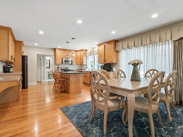 108 Waterford Dr, Hanover MA 02339