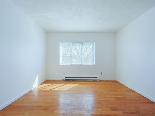237 Cummins Hwy, Boston MA 02131