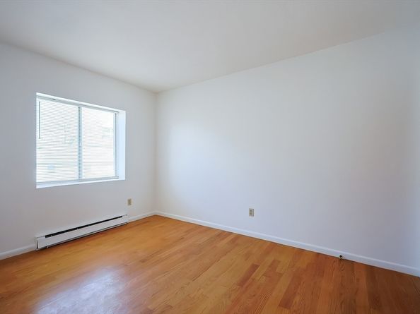237 Cummins Hwy, Boston MA 02131