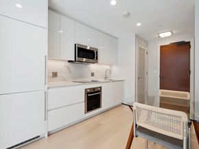 135 Seaport Blvd 1610, Boston MA 02210