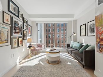 135 Seaport Blvd