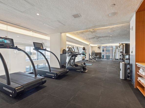 135 Seaport Blvd 1610, Boston MA 02210