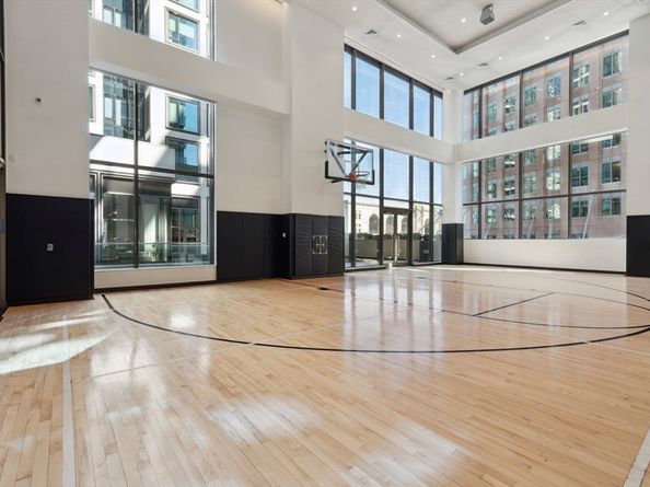 135 Seaport Blvd 1610, Boston MA 02210