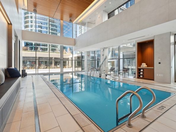 135 Seaport Blvd 1610, Boston MA 02210