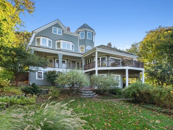 236 Powder Point Ave, Duxbury MA 02332