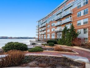 4 Battery Wharf 4604, Boston MA 02109