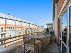 4 Battery Wharf 4604, Boston MA 02109