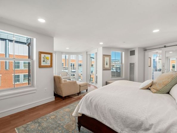 4 Battery Wharf 4604, Boston MA 02109
