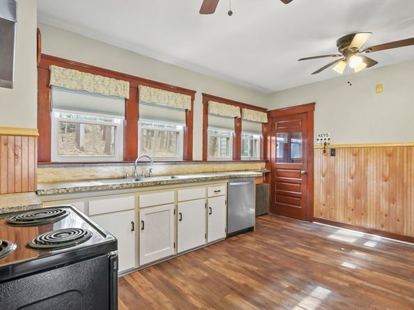 19 Nutting Street, Gardner MA 01440