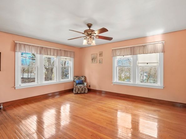 19 Nutting Street, Gardner MA 01440