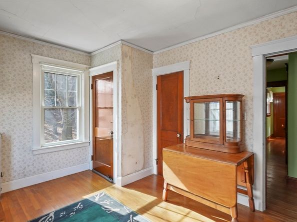19 Nutting Street, Gardner MA 01440