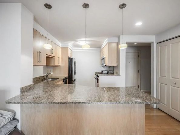 183-185 Massachusetts Ave 702, Boston MA 02115
