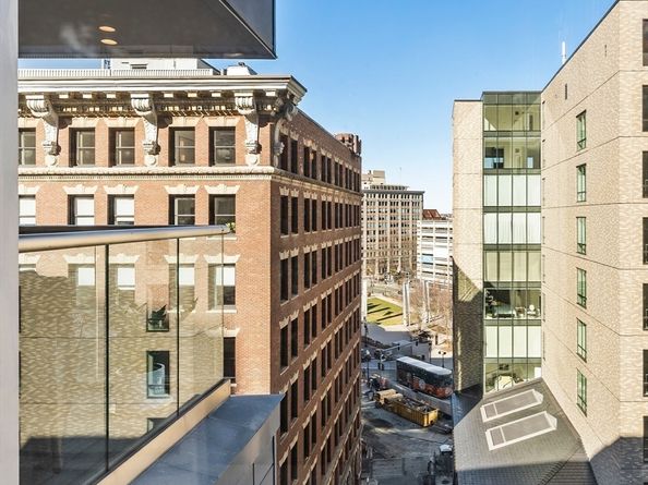 101 Broad St 8C, Boston MA 02110