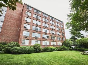 2 Hammond Pond Parkway 203, Newton MA 02467