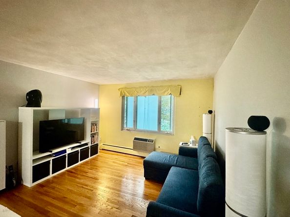 122 Decatur Street 12, Arlington MA 02474