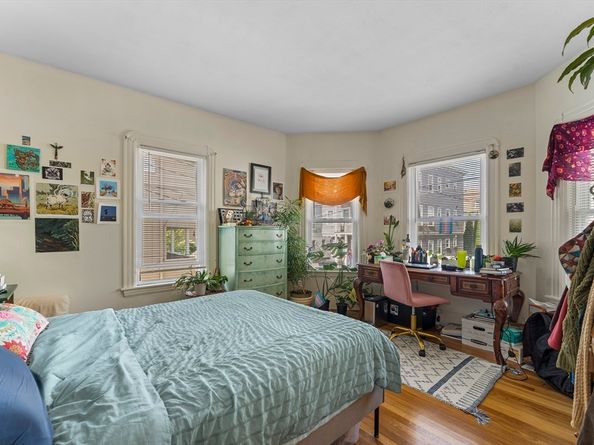 35 Ibbetson, Somerville MA 02143