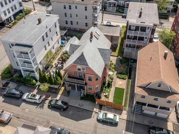 35 Ibbetson, Somerville MA 02143