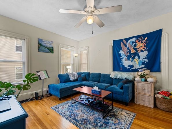35 Ibbetson, Somerville MA 02143