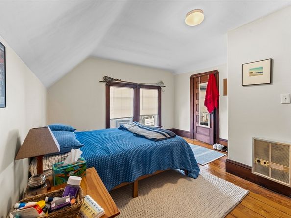 35 Ibbetson, Somerville MA 02143