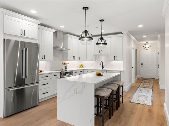 18 Franklin 303A, Salem MA 01970
