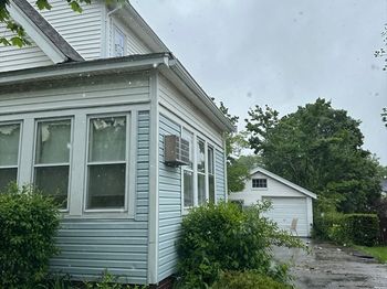 124 Manomet St