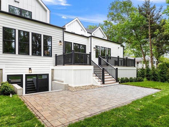 37 Philip, Lexington MA 02421