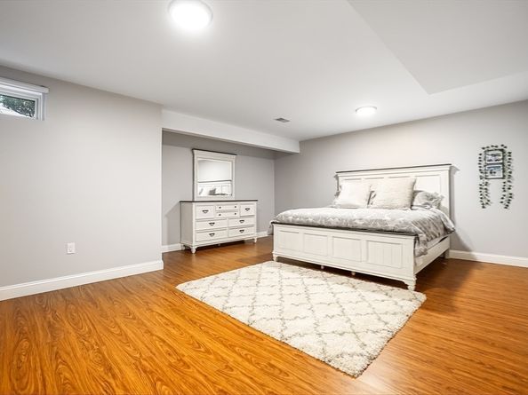 57 Walnut St, Newton MA 02460