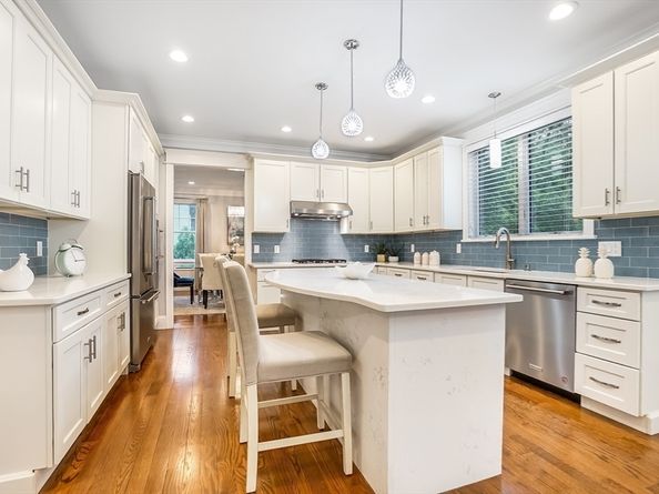 57 Walnut St, Newton MA 02460