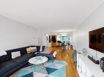 10 Williams St