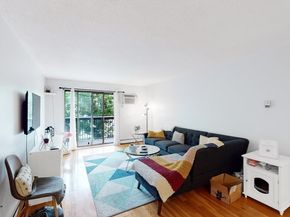 10 Williams St 26, Watertown MA 02472