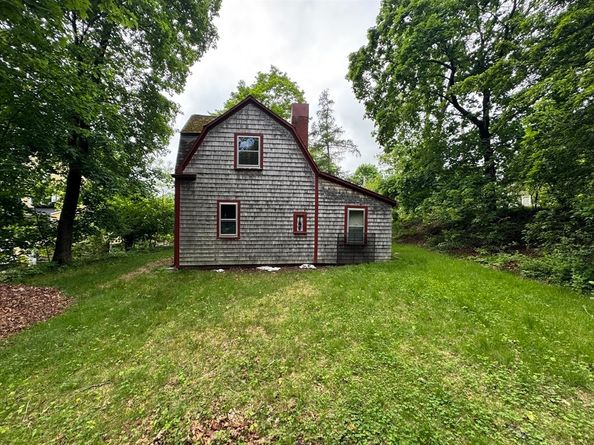 54 Plymouth St, East Bridgewater MA 02333