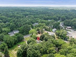 123 Forest St, Middleton MA 01949