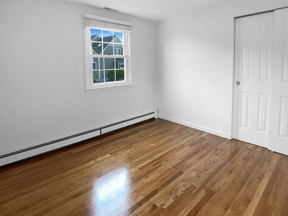 7 Nirvana Dr, Saugus MA 01906
