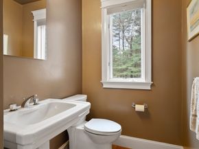 5 Powissett St, Dover MA 02030
