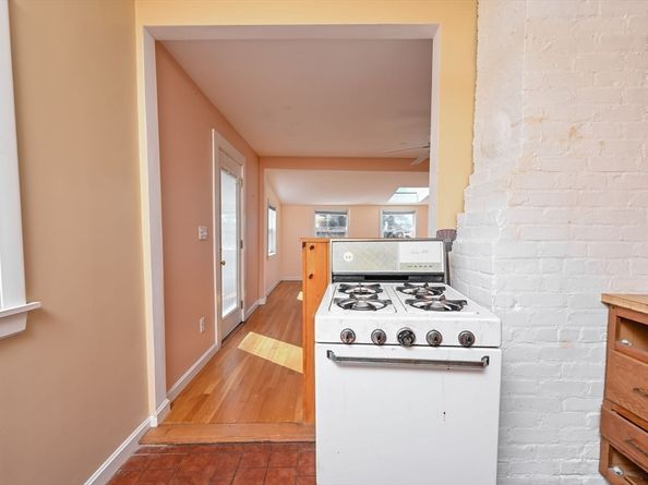 23 Wyola Rd, Hull MA 02045