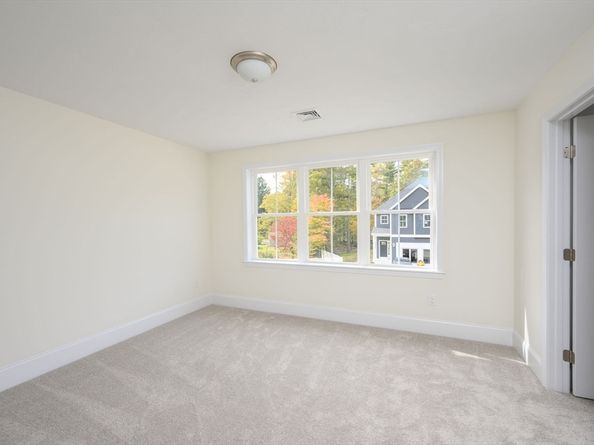 7 Hayford Trail 12, Hanson MA 02341