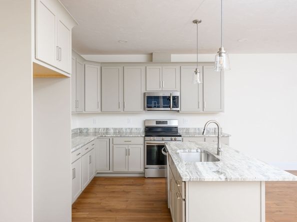7 Hayford Trail 12, Hanson MA 02341