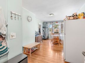 18 Auburn St Ext, Framingham MA 01701