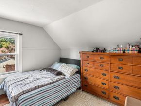 18 Auburn St Ext, Framingham MA 01701
