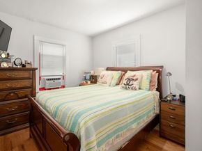 18 Auburn St Ext, Framingham MA 01701
