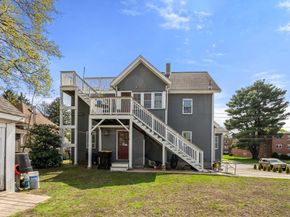 18 Auburn St Ext, Framingham MA 01701