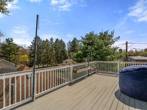18 Auburn St Ext, Framingham MA 01701