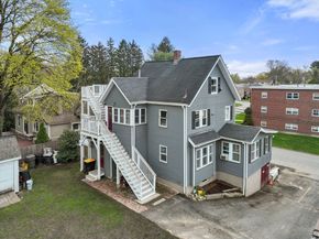 18 Auburn St Ext, Framingham MA 01701