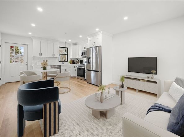23-27 Cedar St 27, Boston MA 02126