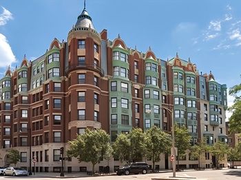 4 Charlesgate East