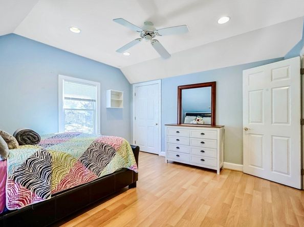 33 Lill Avenue, Newton MA 02465