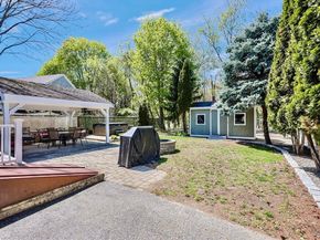 33 Lill Avenue, Newton MA 02465