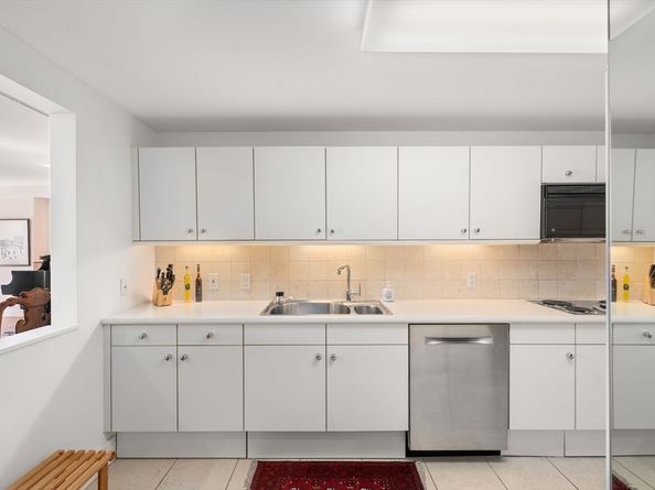 75-83 Cambridge Pkwy W702, Cambridge MA 02142