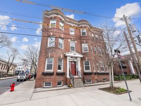 221 Shurtleff 1, Chelsea MA 02150