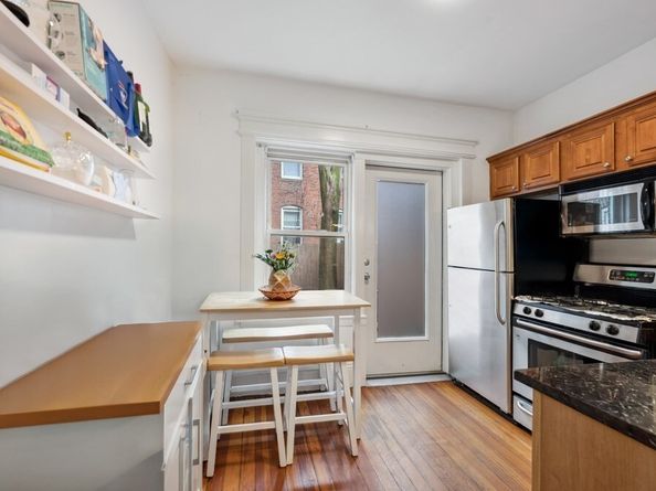 221 Shurtleff 1, Chelsea MA 02150